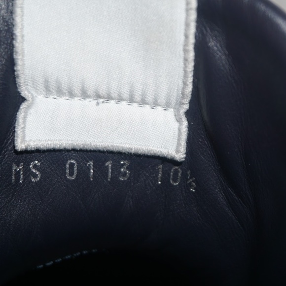 Louis Vuitton Mid-Top Sneaker Navy Blue Lth/ Denim - Picture 8 of 8